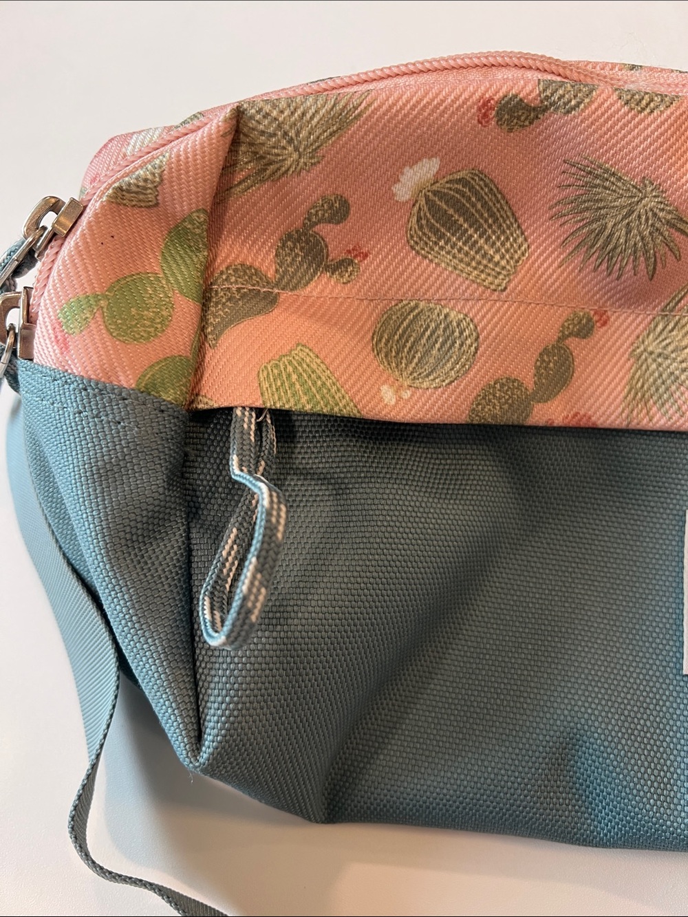 The North Face - Pink Cactus Print and Teal Waist Bag, fanny, crossbody - Picture 4 of 7